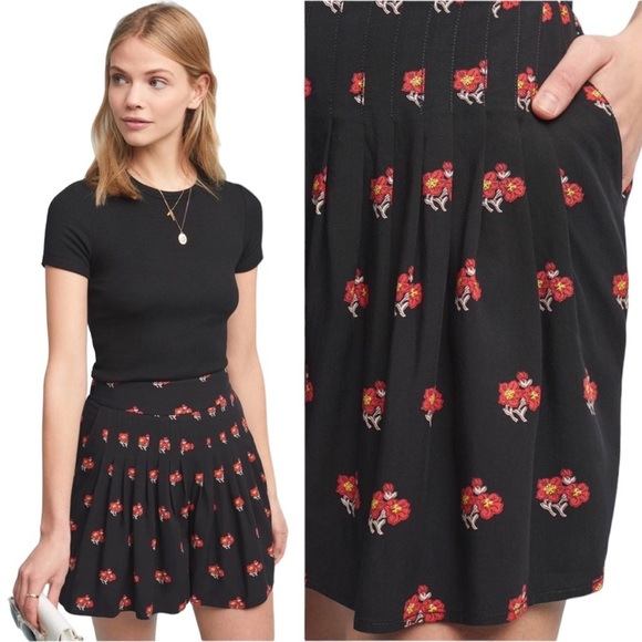Anthropologie MAEVE Floral Pleated Shorts Size XS - Picture 1 of 5